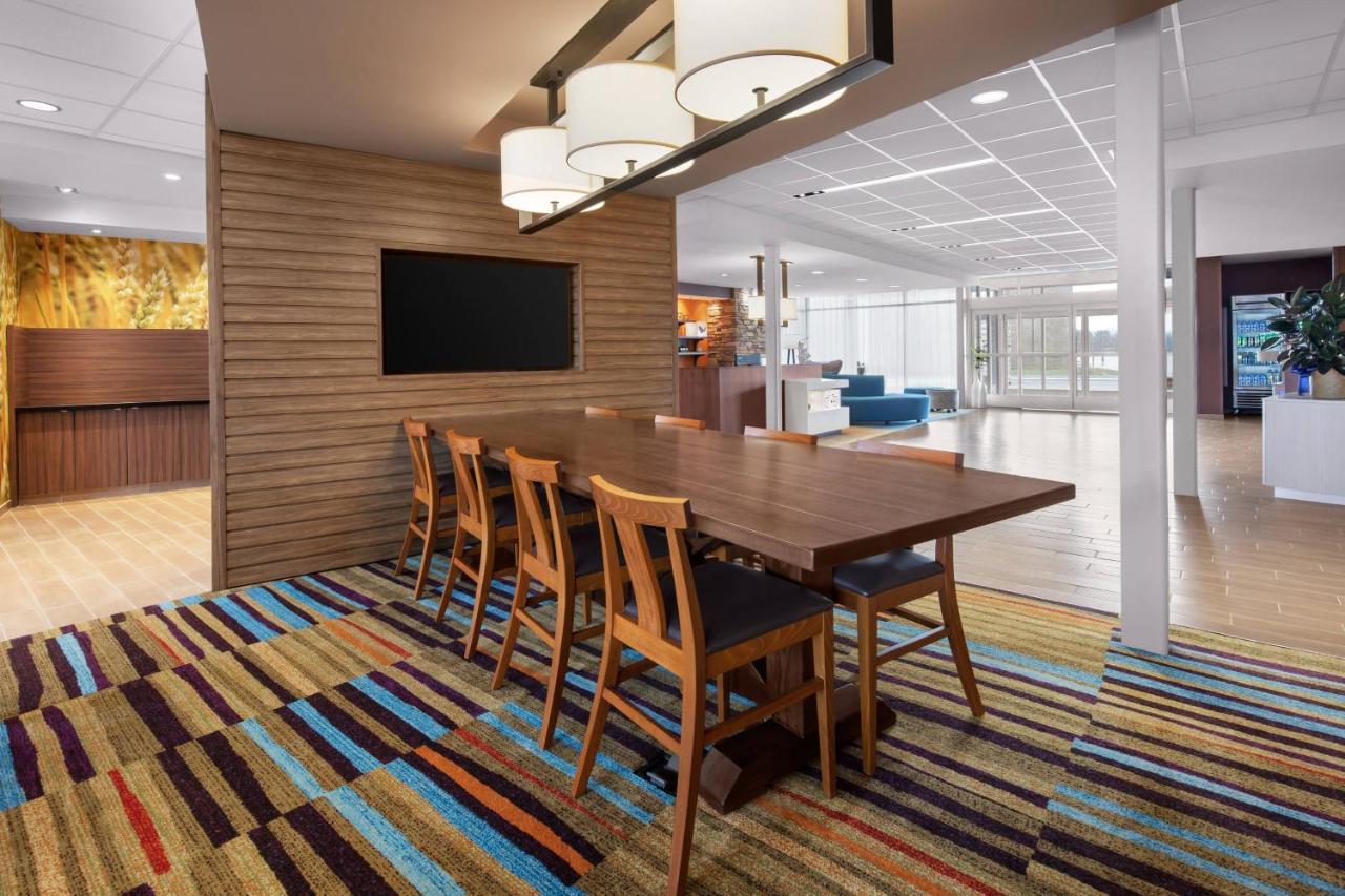 Fairfield Inn & Suites By Marriott Поплар Блъф Екстериор снимка