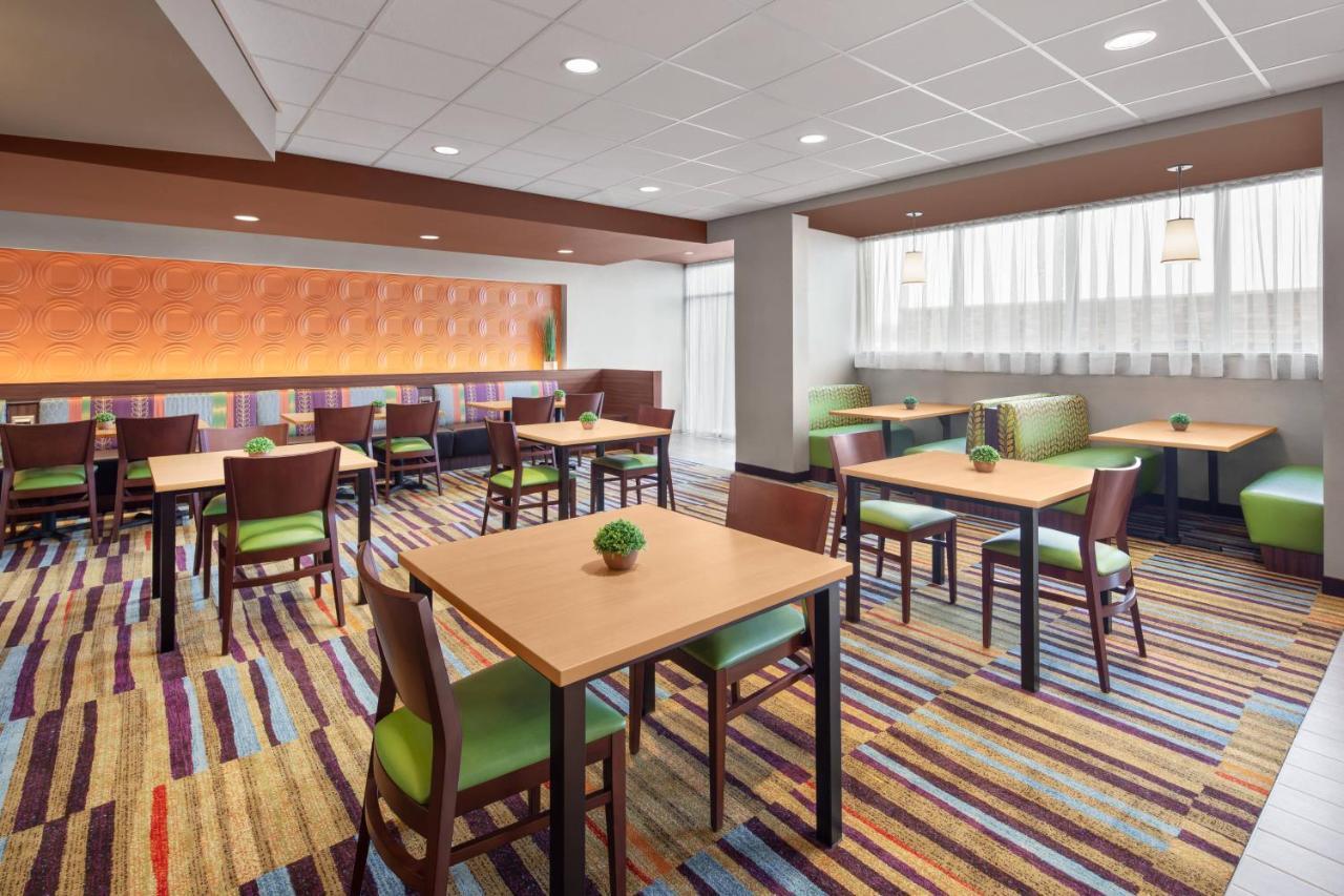 Fairfield Inn & Suites By Marriott Поплар Блъф Екстериор снимка