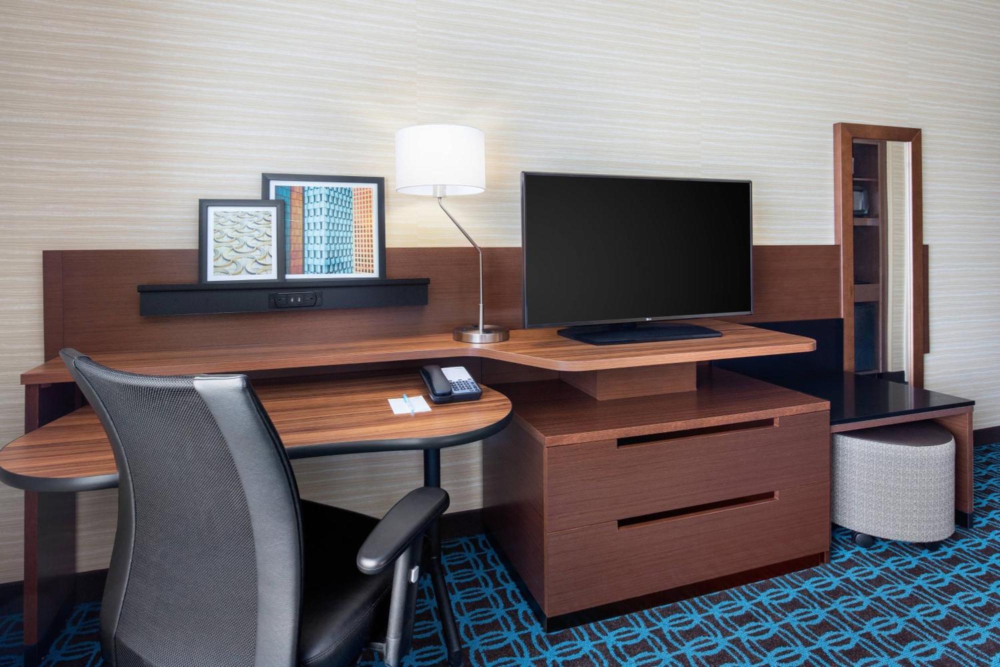 Fairfield Inn & Suites By Marriott Поплар Блъф Екстериор снимка