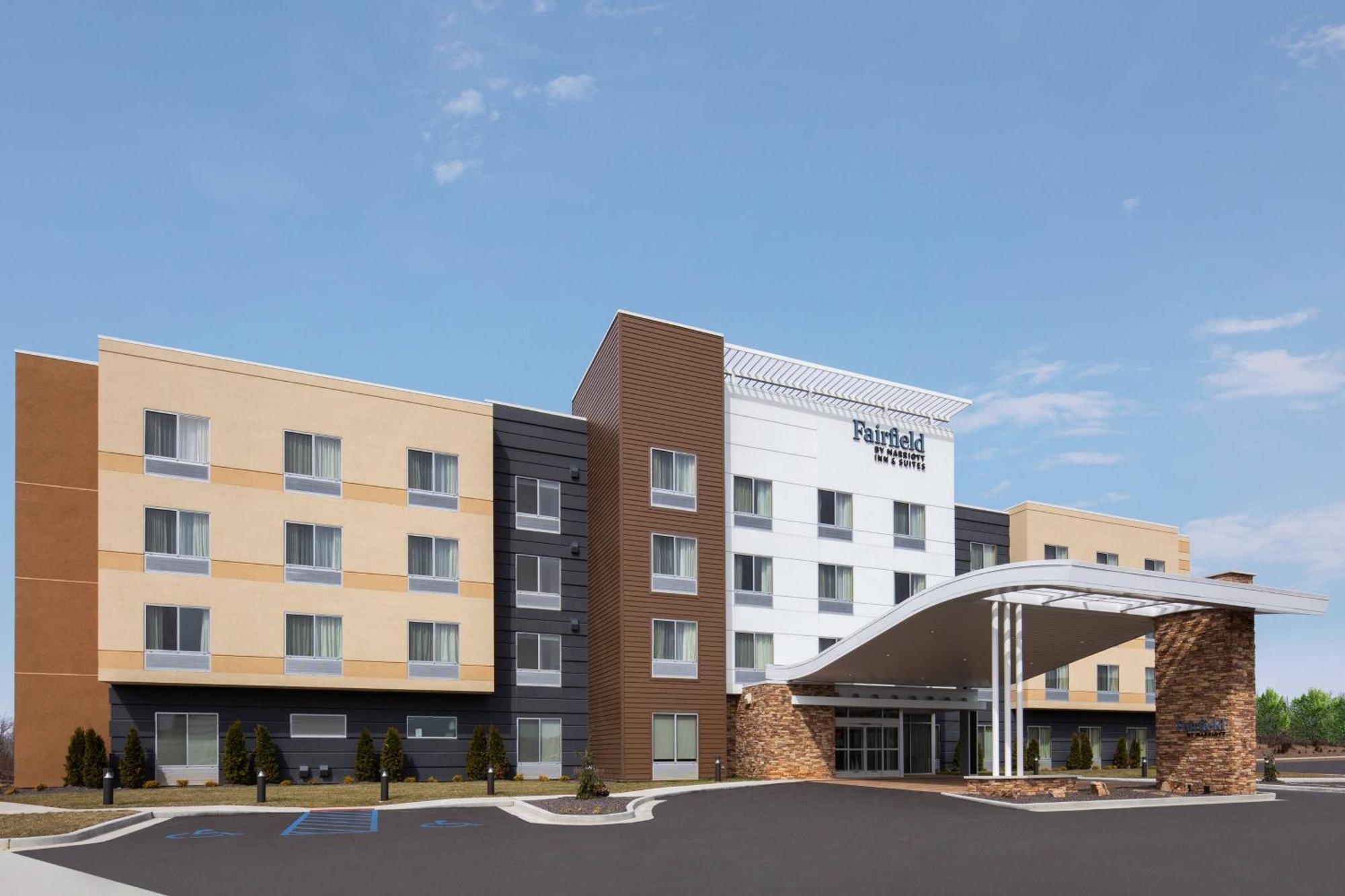 Fairfield Inn & Suites By Marriott Поплар Блъф Екстериор снимка