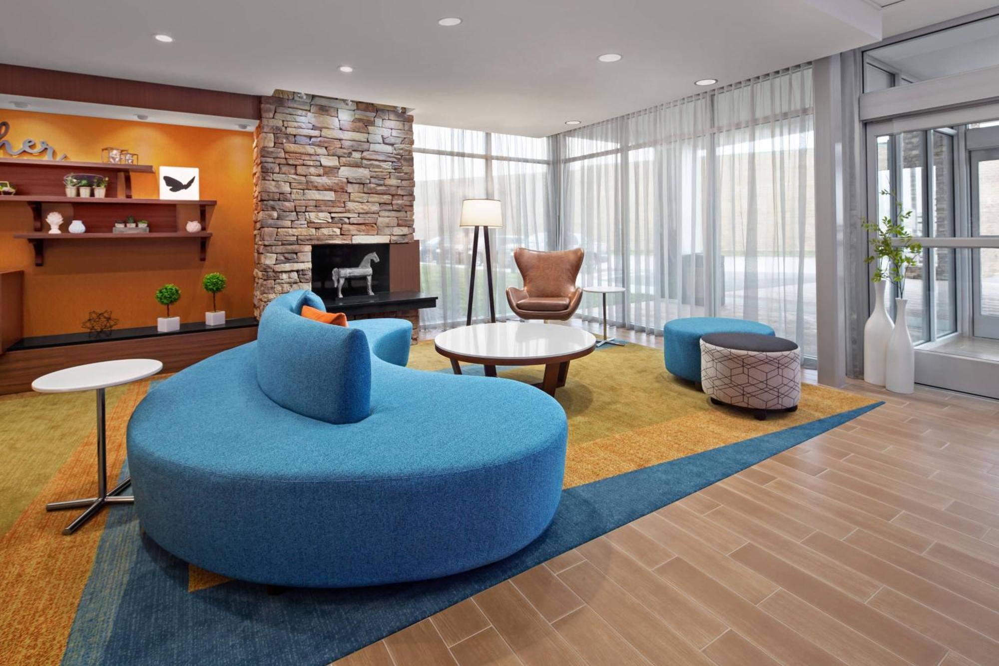 Fairfield Inn & Suites By Marriott Поплар Блъф Екстериор снимка